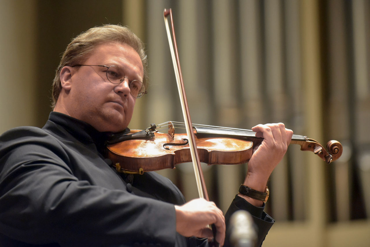 Portrait Matthias Wollong im Konzert